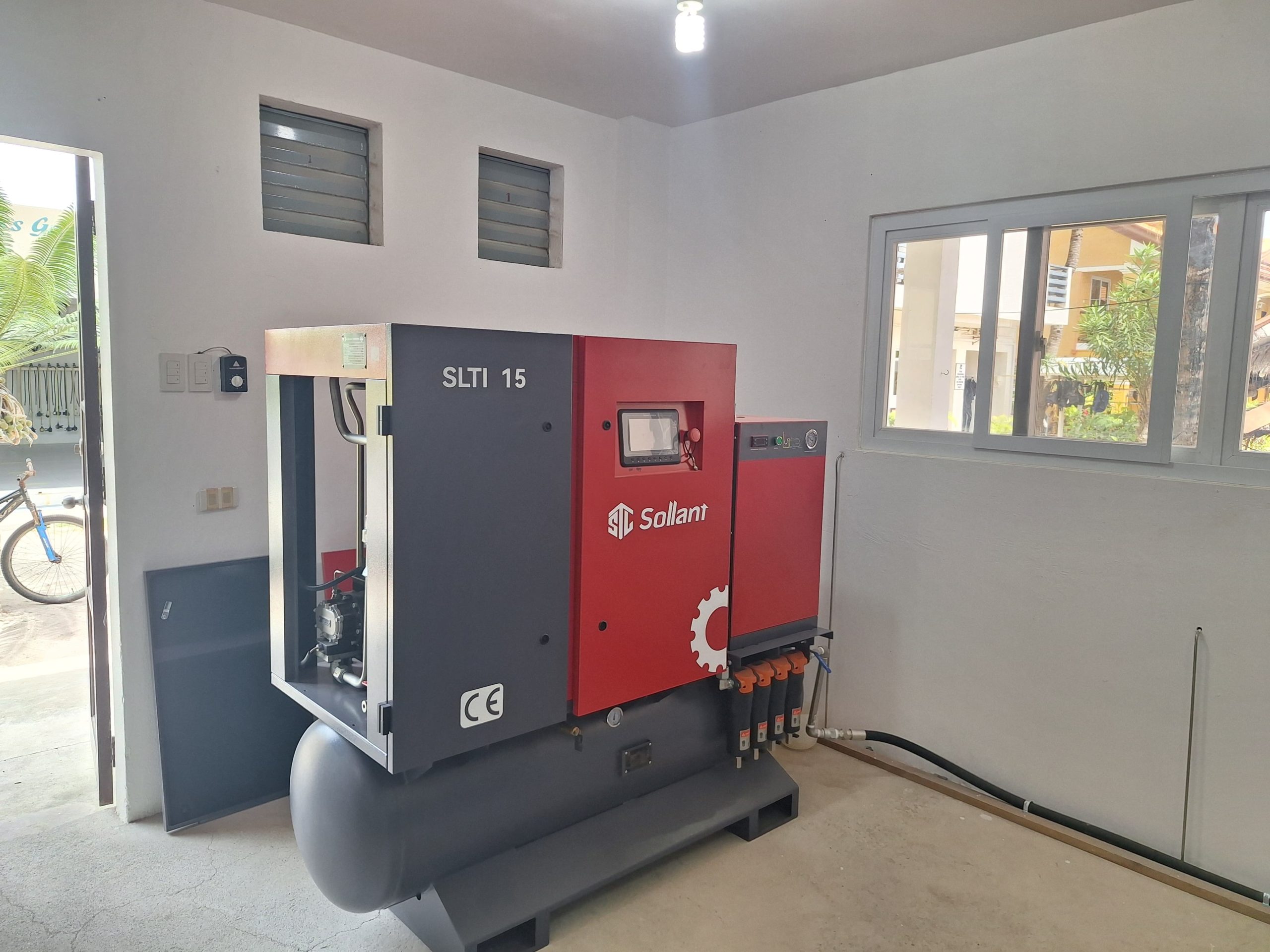 Ocean Passion air compressor