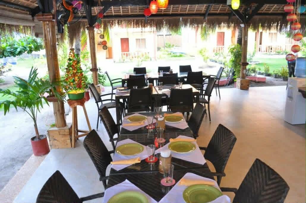 Bon Appetit restaurant interior at Slams Garden Dive Resort