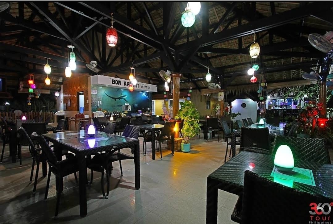 Bon Appetit dining area
