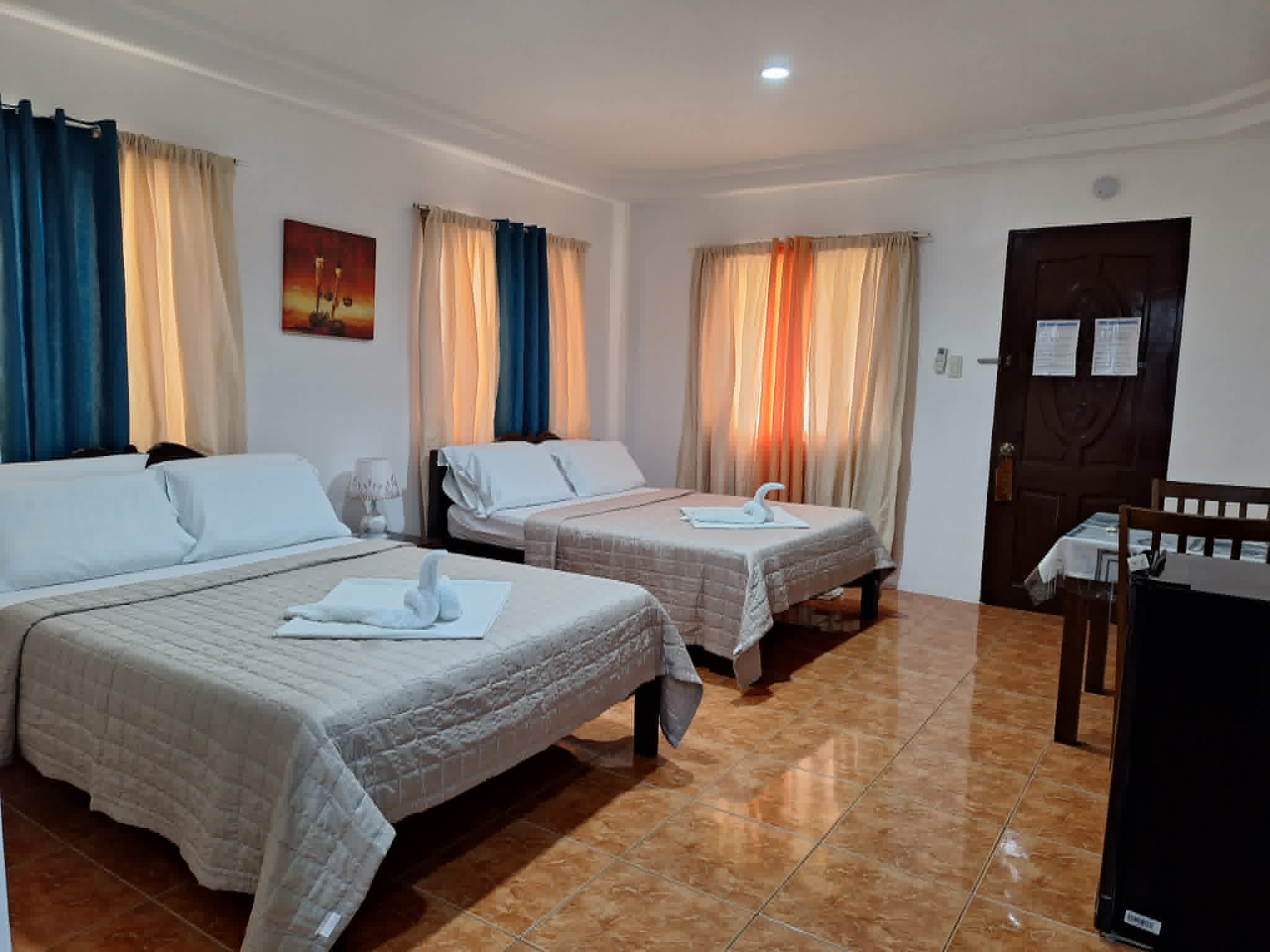 Deluxe Room at Slams Garden Dive Resort